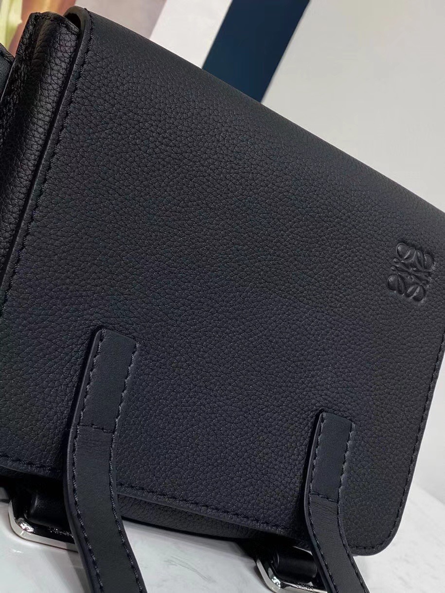 Túi xách nam Loewe Siêu Cấp TXNSC1245 e2e2a32378b584ebdda4 510x680 - Túi xách nam Loewe Siêu Cấp TXNSC1245