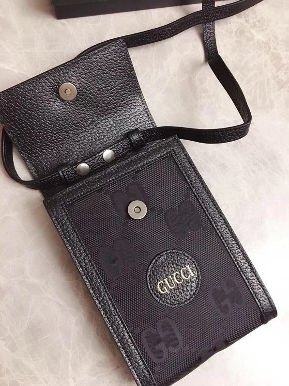 Túi xách nam Gucci Siêu Cấp TXNSC1299 5e386c411b17e449bd06 510x680 - Túi xách nam Gucci Siêu Cấp TXNSC1299