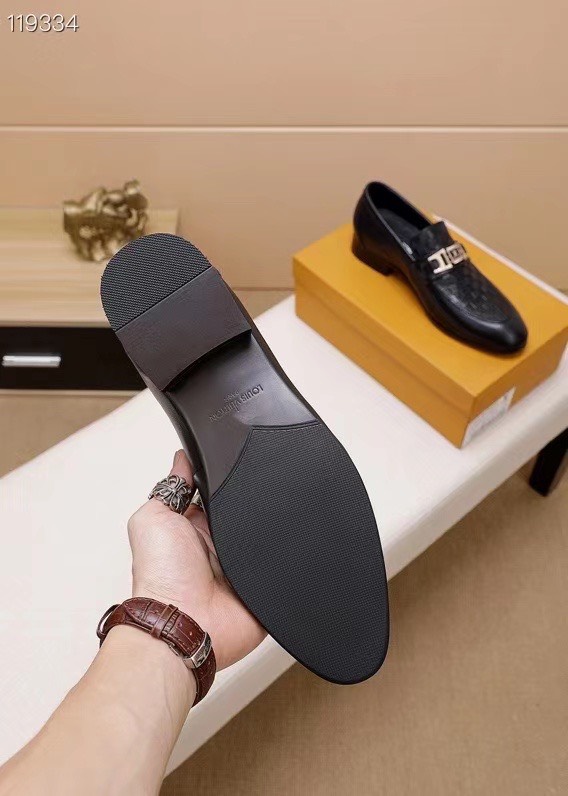 Giày nam Louis Vuitton Siêu Cấp MSSC1334 62a76a0d243cdb62822d 510x715 - Giày nam Louis Vuitton Siêu Cấp MSSC1334