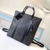 Túi xách nam Gucci Siêu Cấp TXNSC1299 b04d2fafaefc51a208ed 100x100 - Túi xách nam Gucci Siêu Cấp TXNSC1299