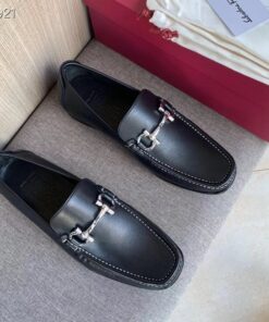 Giày nam Salvatore Ferragamo Siêu Cấp MSSC1324 b6668e6884137b4d2202 247x296 - Giày nam Salvatore Ferragamo Siêu Cấp MSSC1324