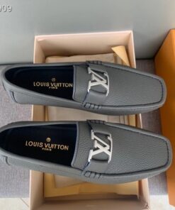 Giày nam Louis Vuitton Siêu Cấp MSLV1319 c67427dc2da7d2f98bb6 247x296 - Giày nam Louis Vuitton Siêu Cấp MSLV1319