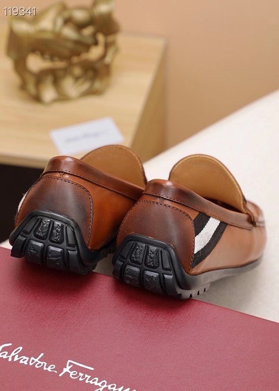 Giày nam Salvatore Ferragamo Siêu Cấp MSSC1338 z2068796053417 297e4f75f9271fb812c32b757c7c0b9b 510x715 - Giày nam Salvatore Ferragamo Siêu Cấp MSSC1338