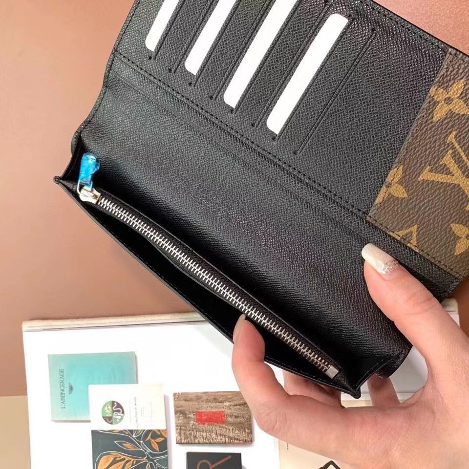 Ví nam Louis Vuitton Siêu Cấp VNSC1356 z2093867915975 b51e1b0b257a1c9089fdd3e34095f637 510x510 - Ví nam Louis Vuitton Siêu Cấp VNSC1356