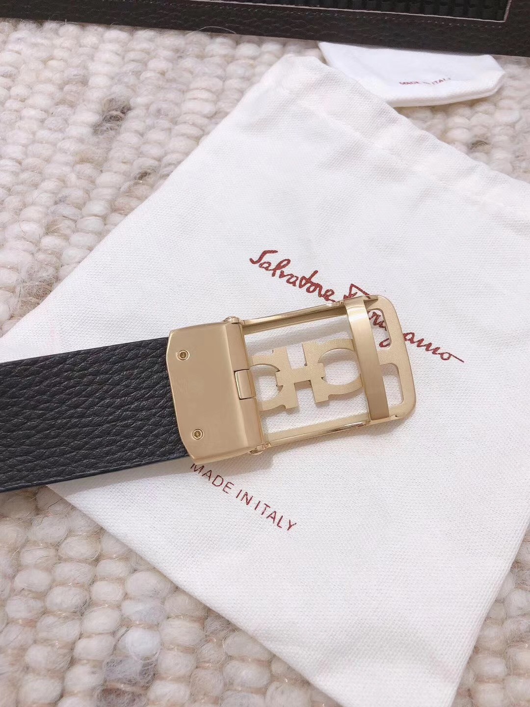 Thắt lưng nam Salvatore Ferragamo Siêu Cấp TLNSC1384 z2130357379873 2cc0dacb7a4264e1ec1db7c4b315c239 510x680 - Thắt lưng nam Salvatore Ferragamo Siêu Cấp TLNSC1384