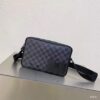 z2151981477363 3bb239199f7df68fbf2401467bb8a615 100x100 - Túi xách nam Louis Vuitton Siêu cấp TXNSC1393