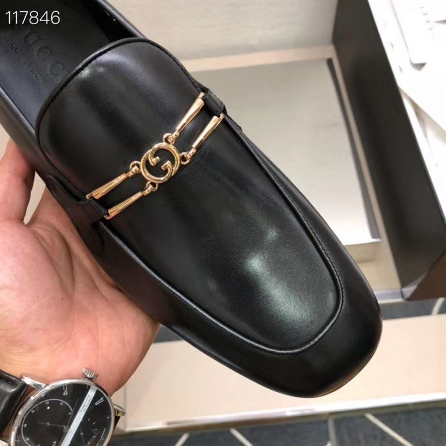 z2156476728641 4789a4dd29223f8e41215a78f53db222 1536x1536 - Giày nam Gucci siêu cấp MSSC1403