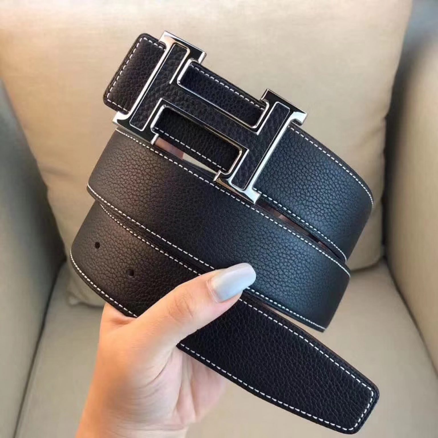 z2156771739328 70fbe47b21e434e4e21409d2f7636886 1536x1536 - Thắt lưng nam Hermes Siêu cấp TLNSC1407