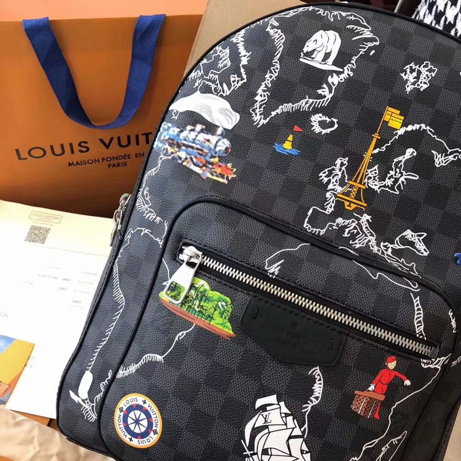 z2160506547403 e471ac96f07f9da49e59093a8c988bcc 1536x1536 - Túi xách nam Louis Vuitton Siêu cấp TXNSC1418