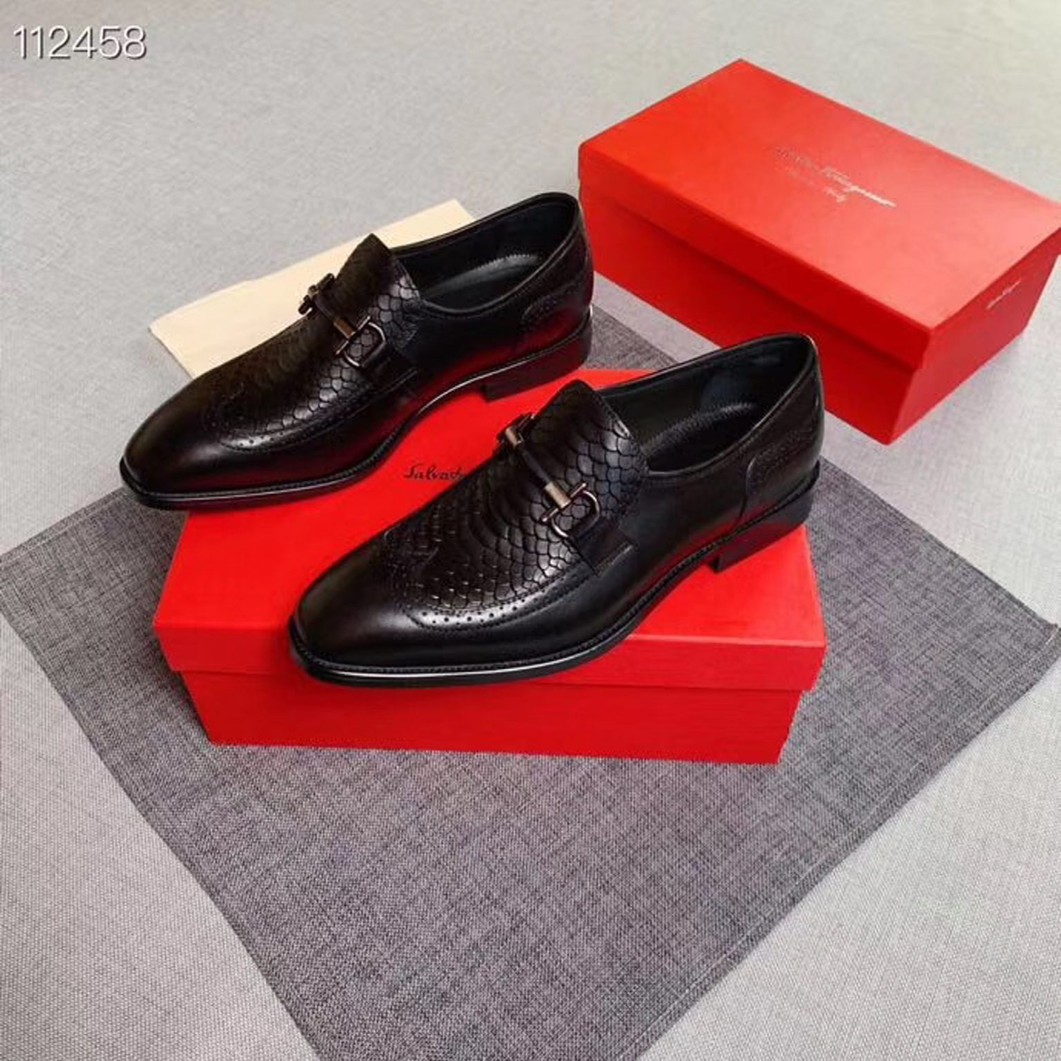 z2161683645133 0f136d7bc96188e8e00c2f90d9cd5f9d 1536x1536 - Giày nam Salvatore Ferragamo siêu cấp MSSC1419