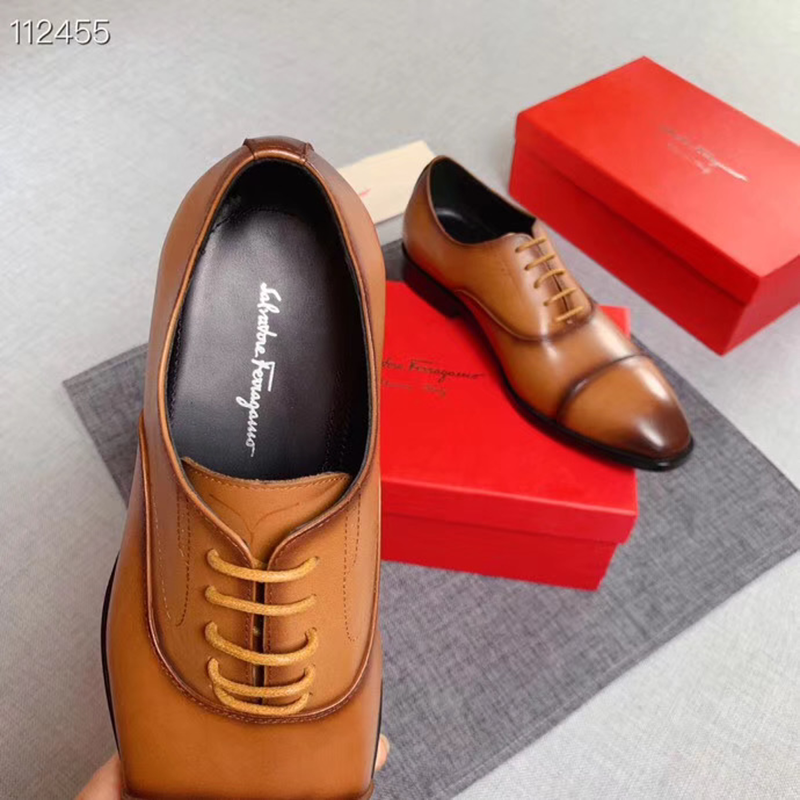 Giày nam Salvatore Ferragamo siêu cấp MSSC1422 z2161687173676 bcde8c829eb729fd82768866ed0b2a4d 510x510 - Giày nam Salvatore Ferragamo siêu cấp MSSC1422