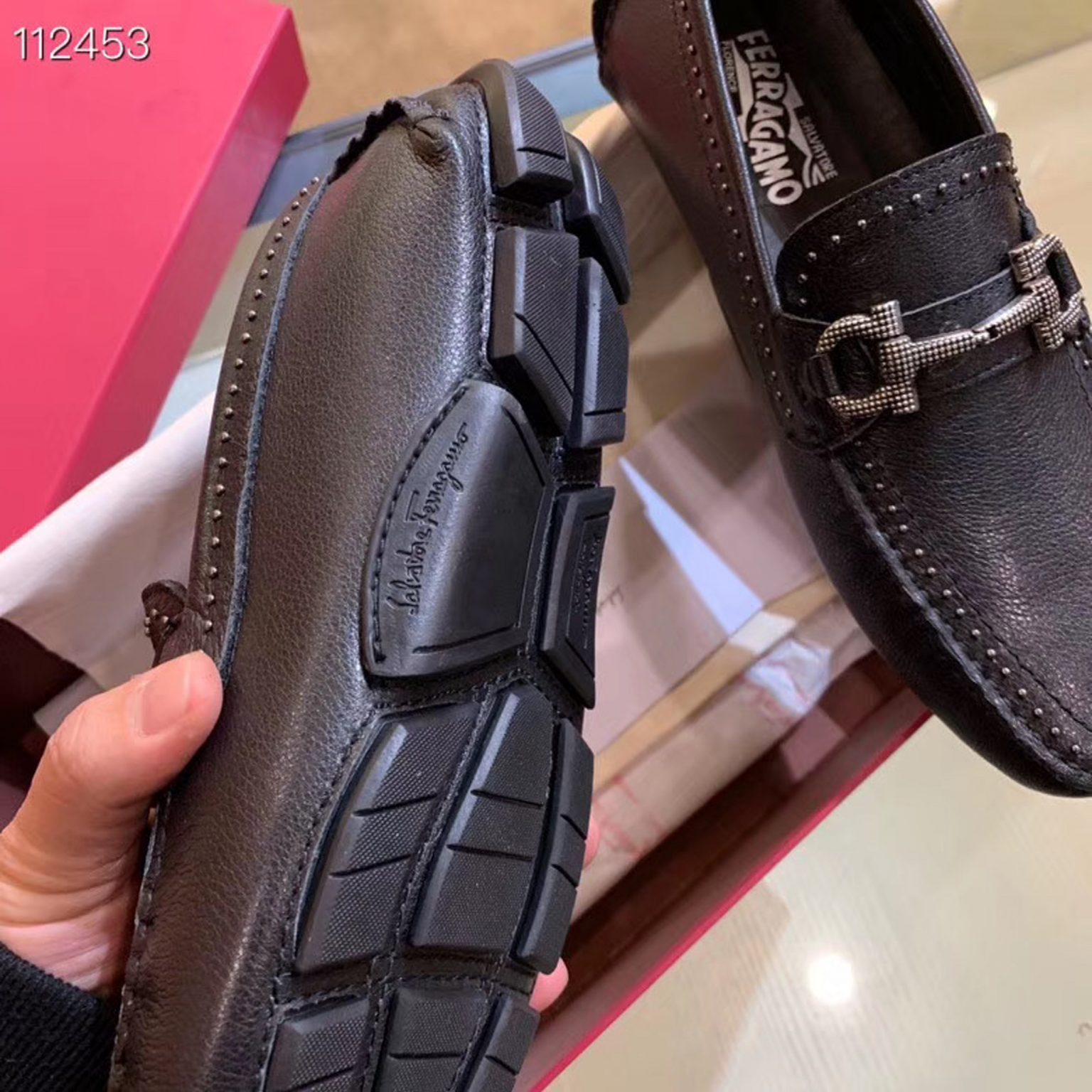 z2161688012564 a5cfd12cf2794e8d76a429fe96fe2d61 1536x1536 - Giày nam Salvatore Ferragamo siêu cấp MSSC1423