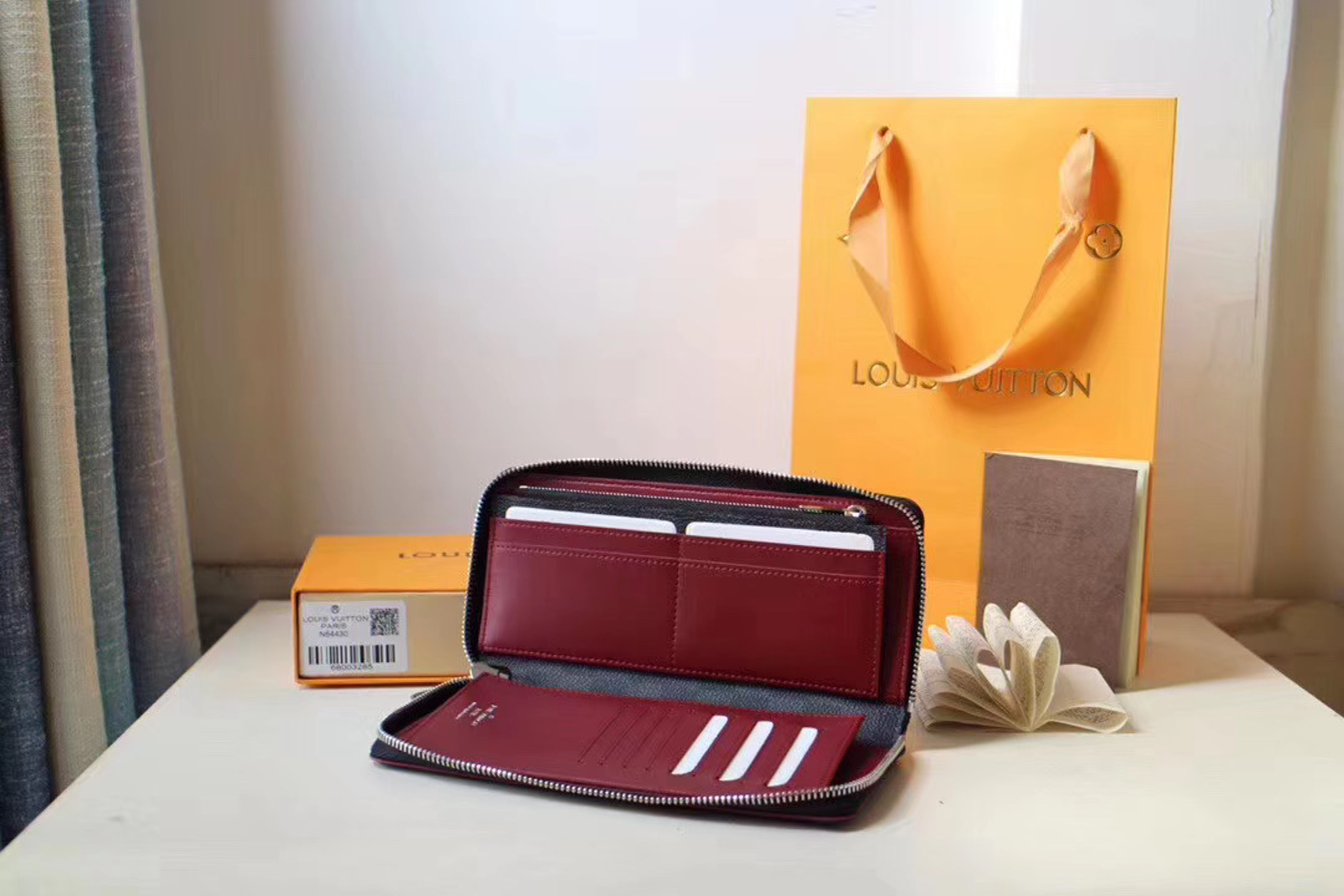 Ví nam Louis Vuitton siêu cấp VNSC1425 z2161794128665 56c171a95a96ba34d762d59e3ebf83fb 510x340 - Ví nam Louis Vuitton siêu cấp VNSC1425
