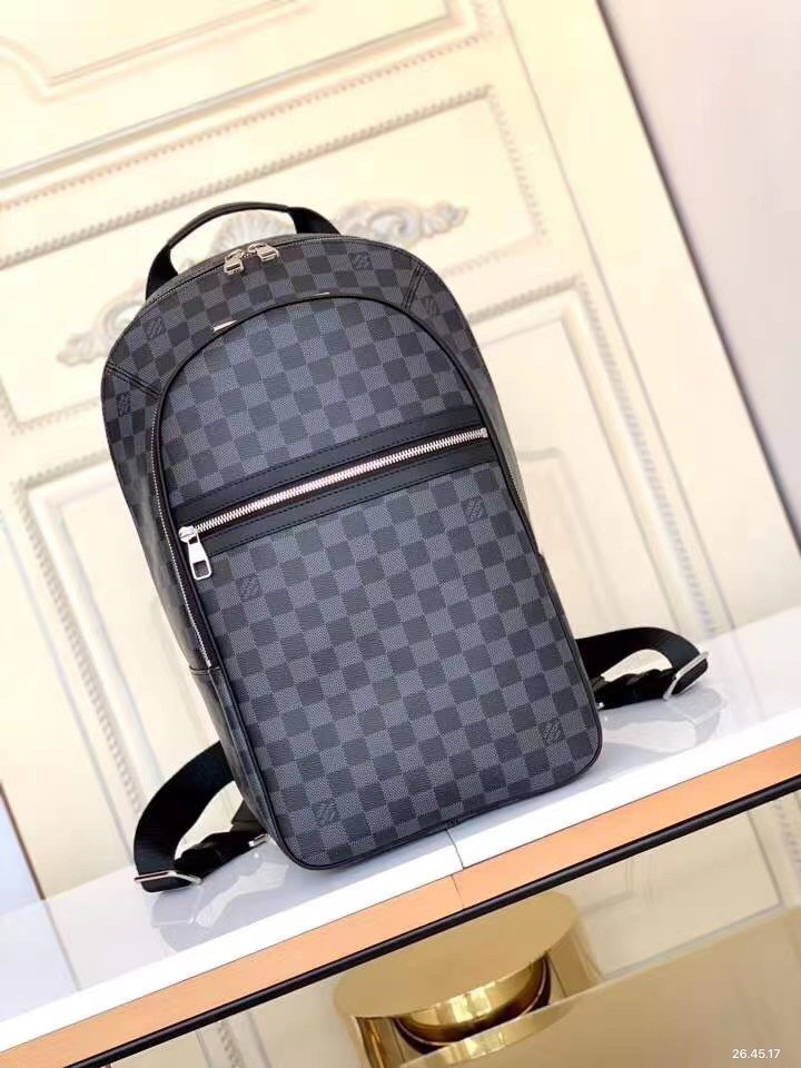 Túi xách nam Louis Vuitton siêu cấp MSSC1442 z2176839574575 a538beb6bcd3932604e956f91488aca5 510x680 - Túi xách nam Louis Vuitton siêu cấp MSSC1442