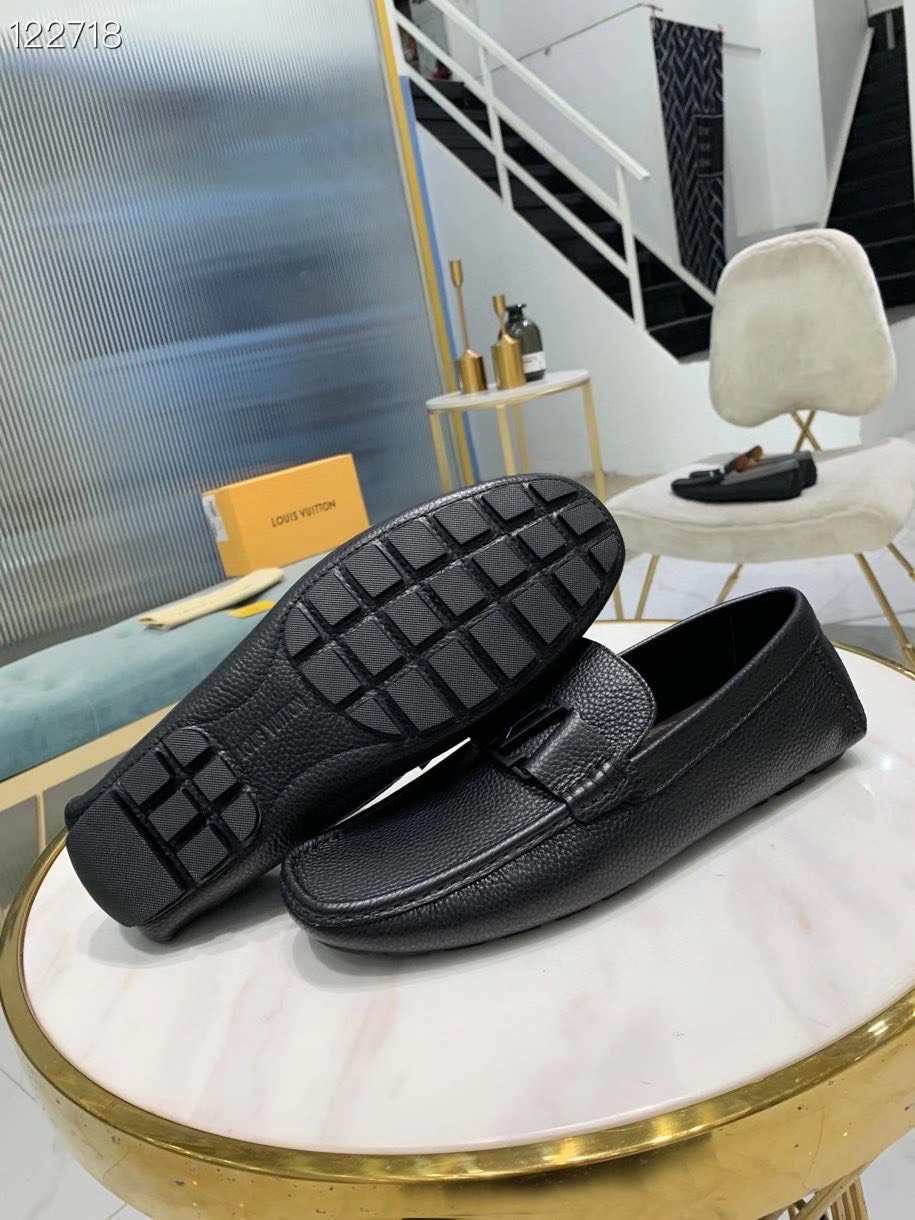 Giày nam Louis Vuitton siêu cấp MSSC1452 z2184889361569 c4092662bb9a5f969a1e8d8901c23f44 510x680 - Giày nam Louis Vuitton siêu cấp MSSC1452