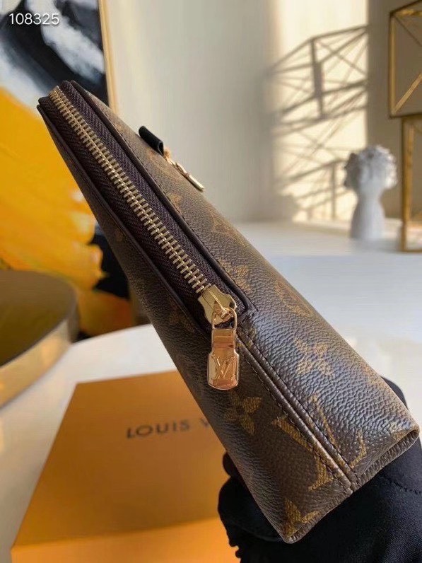 Ví nam Louis Vuitton siêu cấp MSSC1497 z2206668394439 32ae1e240c8bc6c67b435f3942bf8f47 510x680 - Ví nam Louis Vuitton siêu cấp MSSC1497