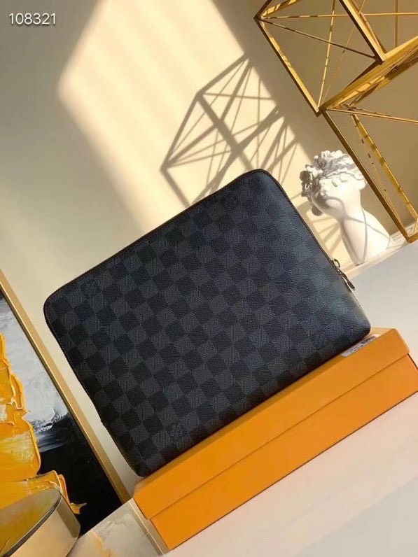 Ví nam Louis Vuitton siêu cấp MSSC1498 z2206668428874 5c1ba2df036e0ed28f4aa4b4bb866fa8 510x680 - Ví nam Louis Vuitton siêu cấp MSSC1498