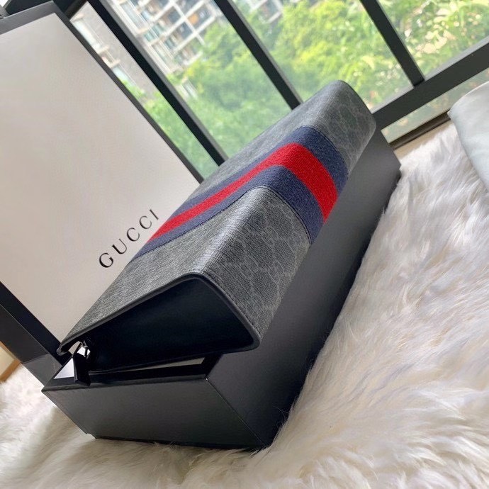 Ví nam Gucci siêu cấp MSSC1505 z2213465813687 97ae11bc90be2c9b7eb757ff599418ce 510x510 - Ví nam Gucci siêu cấp MSSC1505