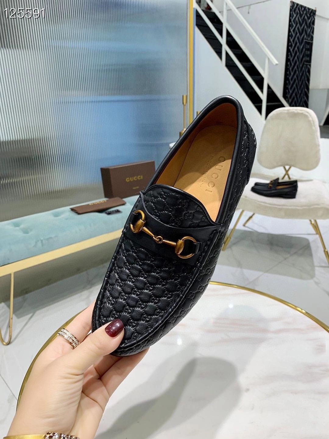 Giày nam Gucci siêu cấp MSSC1510 z2218076308644 d87016fabb0f75fbb44f6d96c012eb39 510x680 - Giày nam Gucci siêu cấp MSSC1510