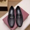 z2226517469176 4d9260d97c7ecc9c3a2ab5d148baf533 100x100 - Giày nam Salvatore Ferragamo siêu cấp MSSC1514