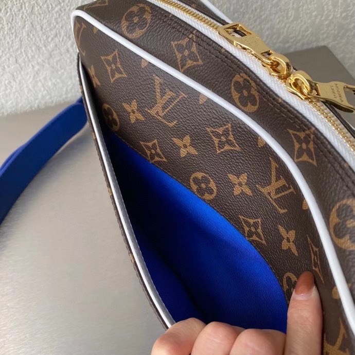 Túi xách nam Louis Vuitton siêu cấp TXSC1534 z2246904200021 c0f51efa3b3095771de4dd77908cdc54 510x510 - Túi xách nam Louis Vuitton siêu cấp TXSC1534