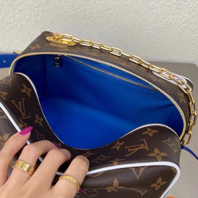 Túi xách nam Louis Vuitton siêu cấp TXSC1536 z2246904443977 e22aa6054f72628b693e5ee624a695c7 510x510 - Túi xách nam Louis Vuitton siêu cấp TXSC1536
