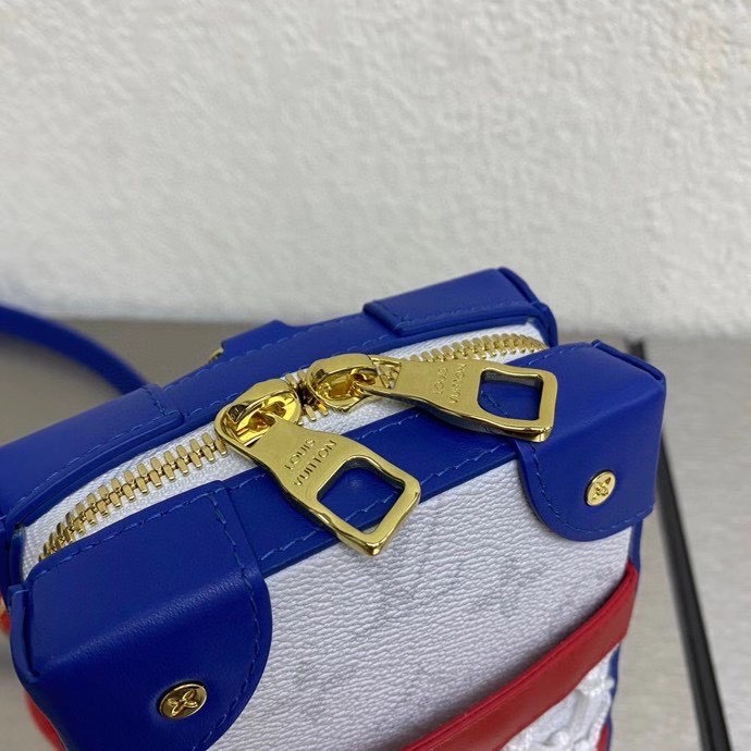 Túi xách nam Louis Vuitton siêu cấp TXSC1537 z2246904551161 7b0fd57b1d78def775c3765e6ea46755 510x510 - Túi xách nam Louis Vuitton siêu cấp TXSC1537