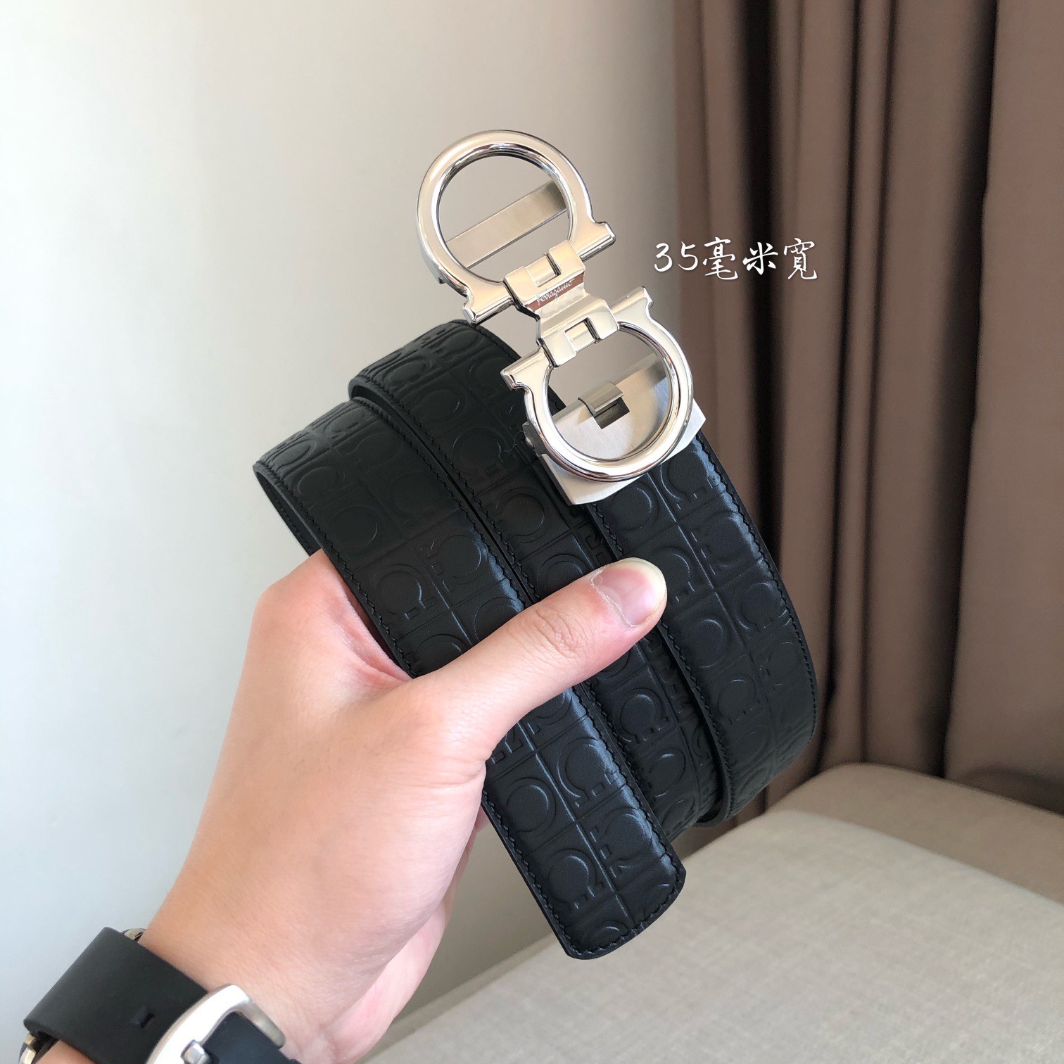 Thắt lưng nam Salvatore Ferragamo siêu cấp TLSC1553 z2263136465345 c7521c1ebf27b1ea704aa8d0478b86cd 510x510 - Thắt lưng nam Salvatore Ferragamo siêu cấp TLSC1553