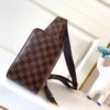 z2269949857626 36e9b87f2bd2aefd65644f0f12e525b1 100x100 - Túi xách nam Louis Vuitton siêu cấp TXSC1550
