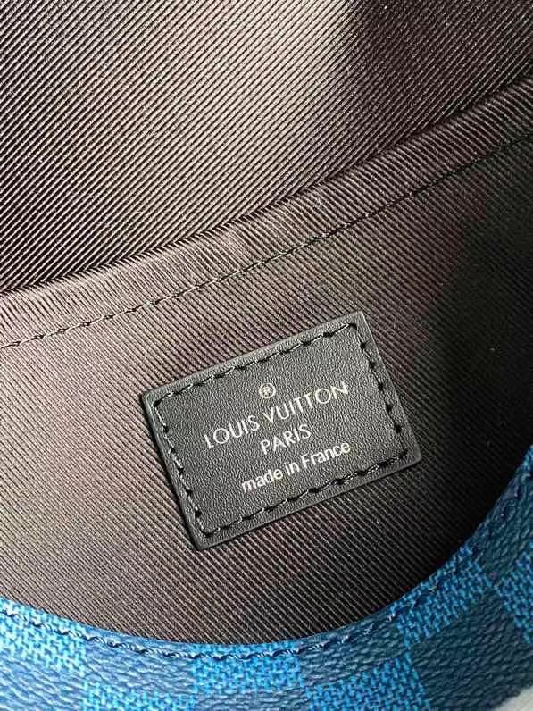 Túi xách nam Louis Vuitton siêu cấp TXSC1571 z2279950191415 d869b5f0d5dac4f1669f9059a9e56db5 510x680 - Túi xách nam Louis Vuitton siêu cấp TXSC1571