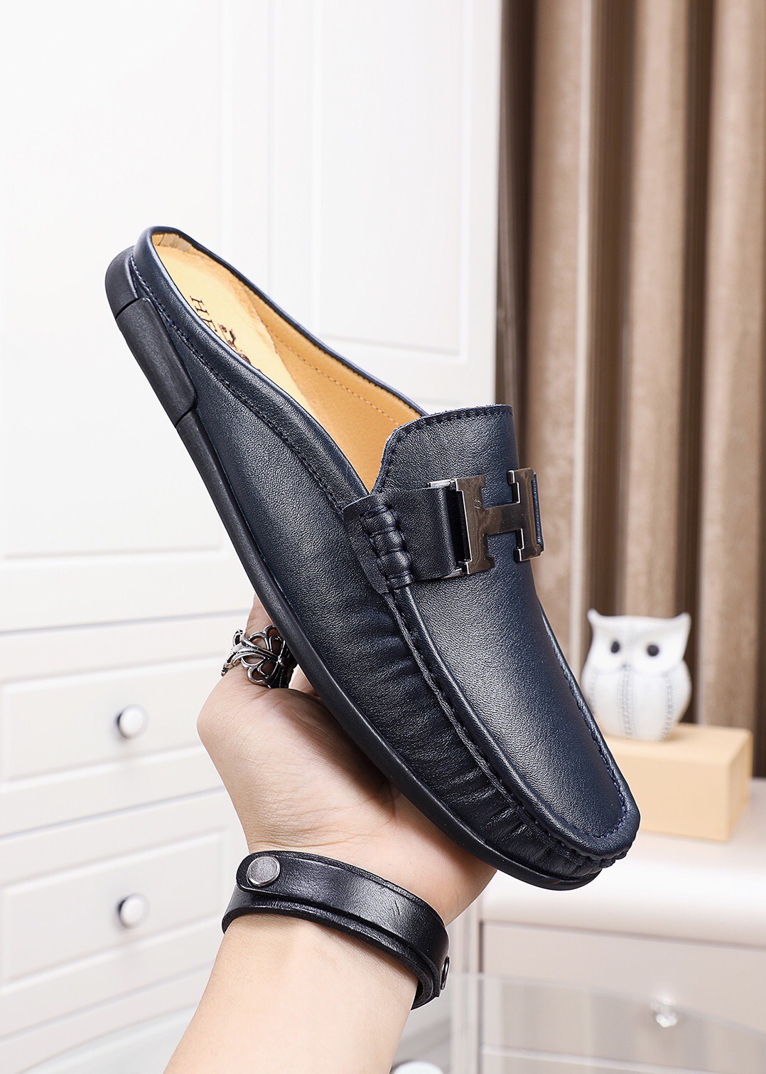 Giày nam Hermes siêu cấp GNSC1577 z2286218455273 7b5033ebe5cf8d1fb94976953bc52f92 510x714 - Giày nam Hermes siêu cấp GNSC1577