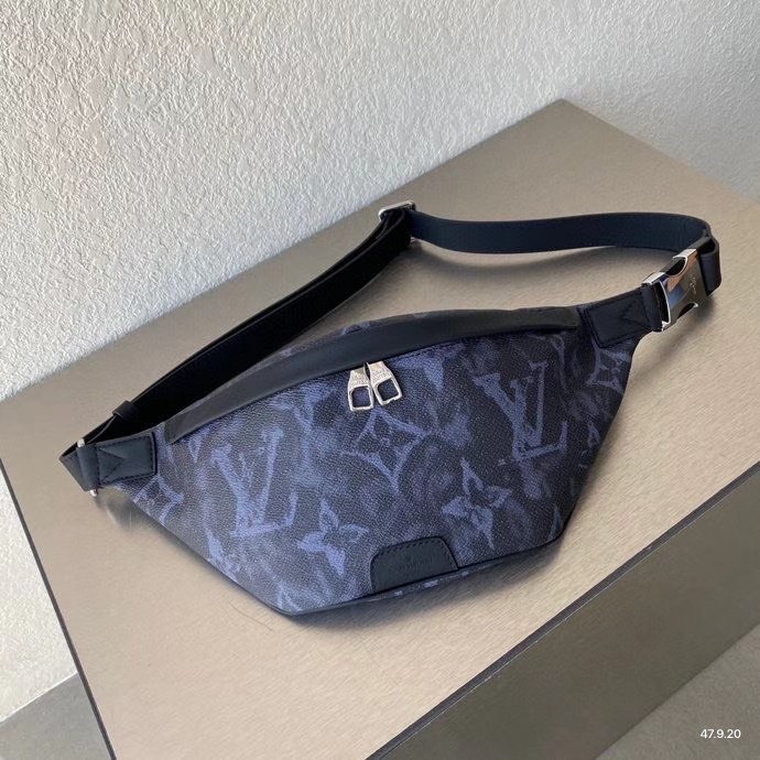 Túi xách nam Louis Vuitton siêu cấp TXSC1582 z2290002080092 b63076acfd896eb1618bf4d03c9f57a7 510x510 - Túi xách nam Louis Vuitton siêu cấp TXSC1582