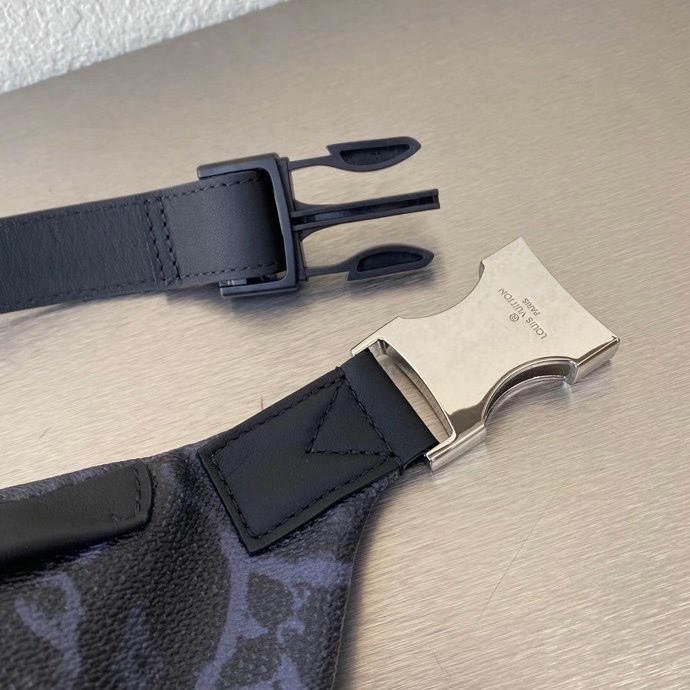 Túi xách nam Louis Vuitton siêu cấp TXSC1582 z2290002103913 84f041b06a073e328dc61e48b49c1844 510x510 - Túi xách nam Louis Vuitton siêu cấp TXSC1582