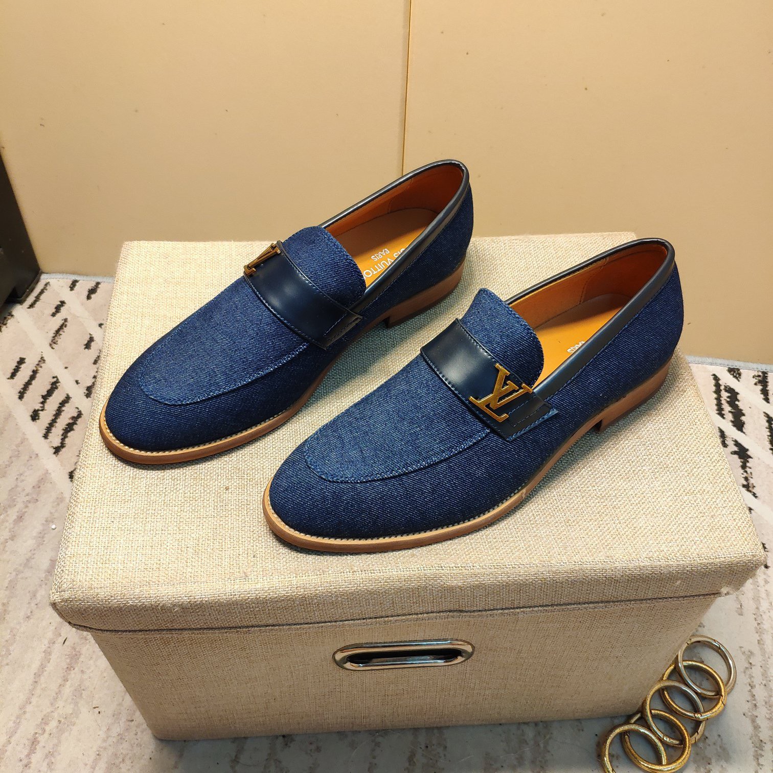 Giày nam Louis Vuitton siêu cấp GNSC1609 z2369199492198 4e933d9159d2390c8ce4a455a9f8975b 510x510 - Giày nam Louis Vuitton siêu cấp GNSC1609