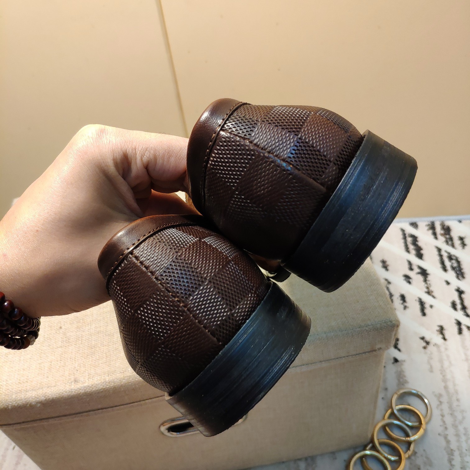Giày nam Louis Vuitton siêu cấp GNSC1613 z2369201170012 ba6b6bcb1e6aa8adeff3ca6b906735e6 510x510 - Giày nam Louis Vuitton siêu cấp GNSC1613