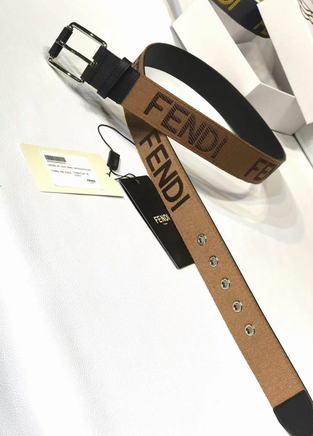 Thắt lưng nam FenDi siêu cấp TLNSC1622 z2372984279360 f91955585b93f1bcc30f5783789fc1a3 510x710 - Thắt lưng nam FenDi siêu cấp TLNSC1622
