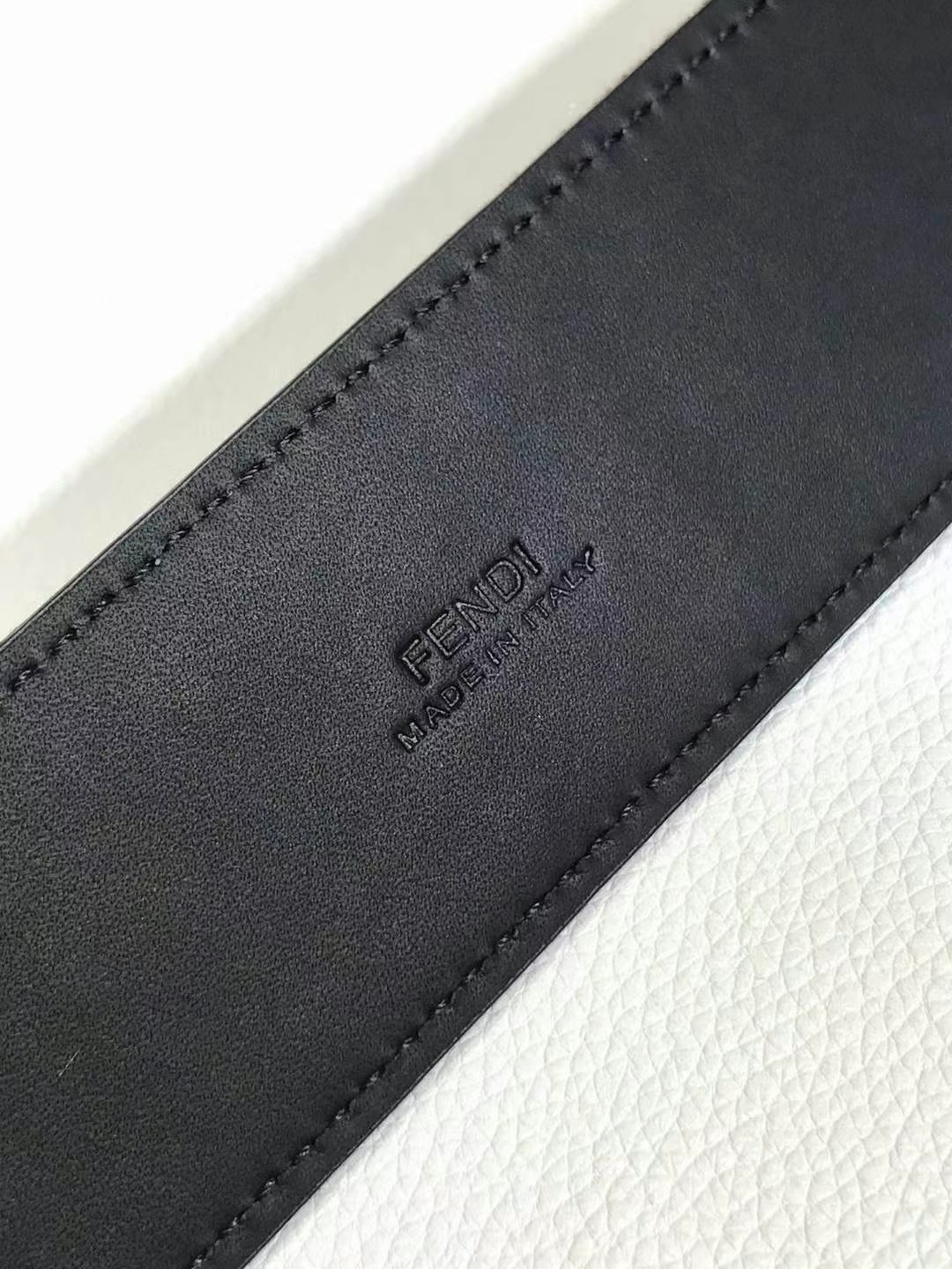 Thắt lưng nam FenDi siêu cấp TLNSC1622 z2372984294233 8a56c6aa1e6f6222b8624a3bbf3c1490 510x680 - Thắt lưng nam FenDi siêu cấp TLNSC1622