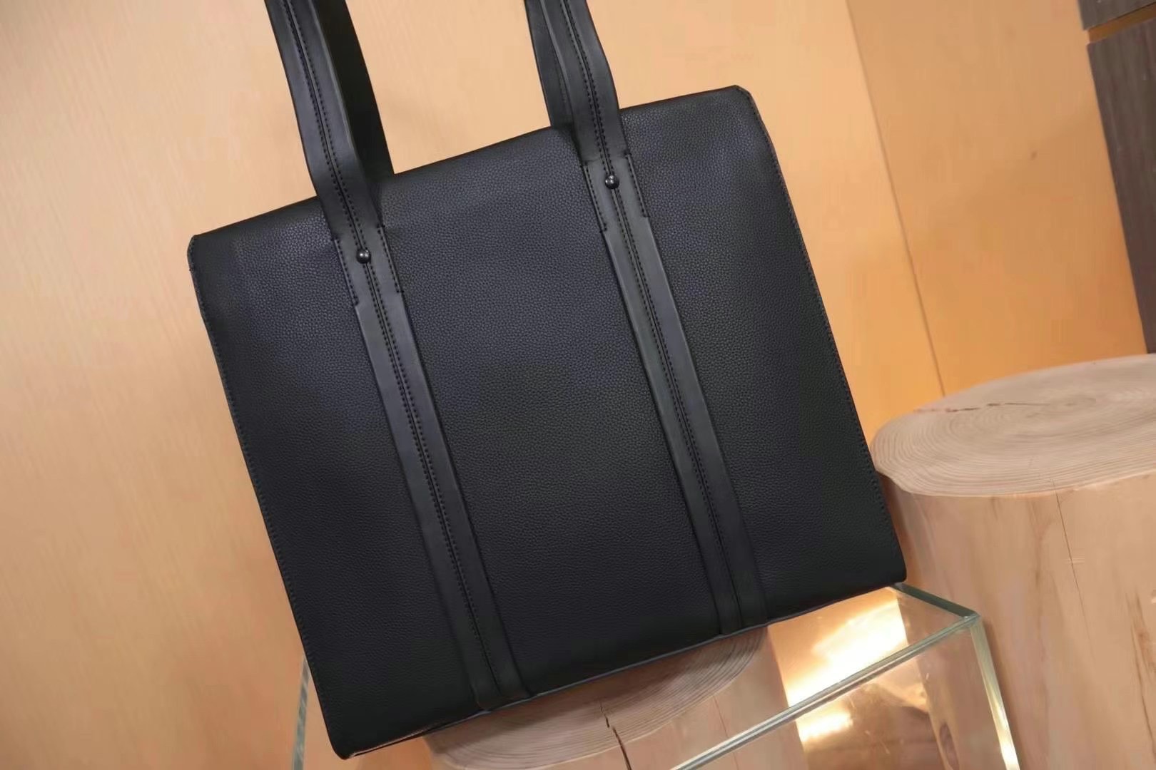 Túi xách nam Louis Vuitton siêu cấp TXSC1647 z2406348888636 4be1344f254202d651a62756062b4312 510x340 - Túi xách nam Louis Vuitton siêu cấp TXSC1647