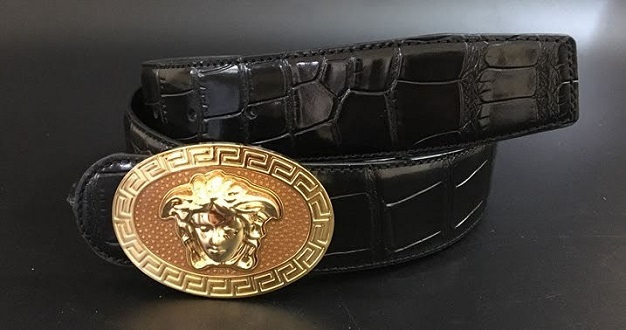 that lung versace - C&aacute;c h&atilde;ng thắt lưng nam nổi tiếng được y&ecirc;u th&iacute;ch nhất 2022
