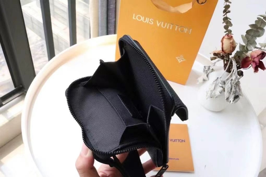 Túi xách nam Louis Vuitton siêu cấp TXSC1650 z2411958718956 3a9ee44585922bb546d3099a3a0bc014 510x340 - Túi xách nam Louis Vuitton siêu cấp TXSC1650