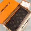 z2429499005300 2666b72ad4e94511b9e4284e4db02289 100x100 - Ví nam Louis Vuitton siêu cấp VNSC1668