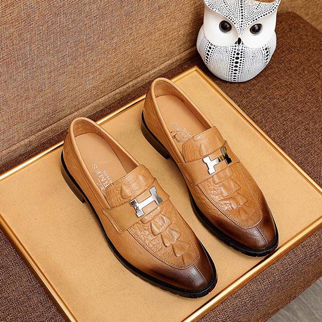 giay Hermes - Top 10 mẫu gi&agrave;y nam đẹp nhất hiện nay m&agrave; bạn n&ecirc;n sở hữu