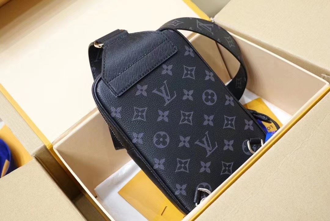 Túi xách nam Louis Vuitton siêu cấp TXSC1733 z2575407127249 6b2bcecceea51145f859c77c128463a9 510x341 - Túi xách nam Louis Vuitton siêu cấp TXSC1733