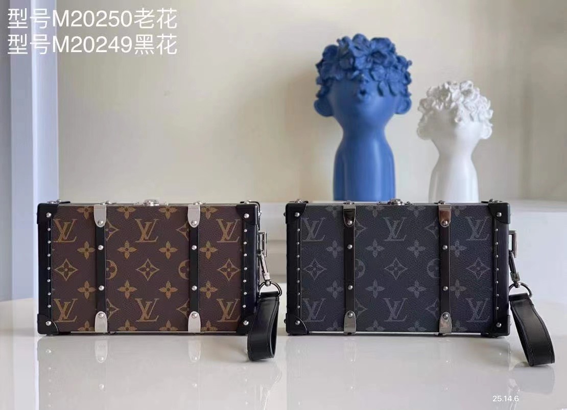 Túi xách nam Louis Vuitton siêu cấp TXSC1740 z2604667802996 355c0ce8c0f8ad50b61c387bf87696e8 510x369 - Túi xách nam Louis Vuitton siêu cấp TXSC1740