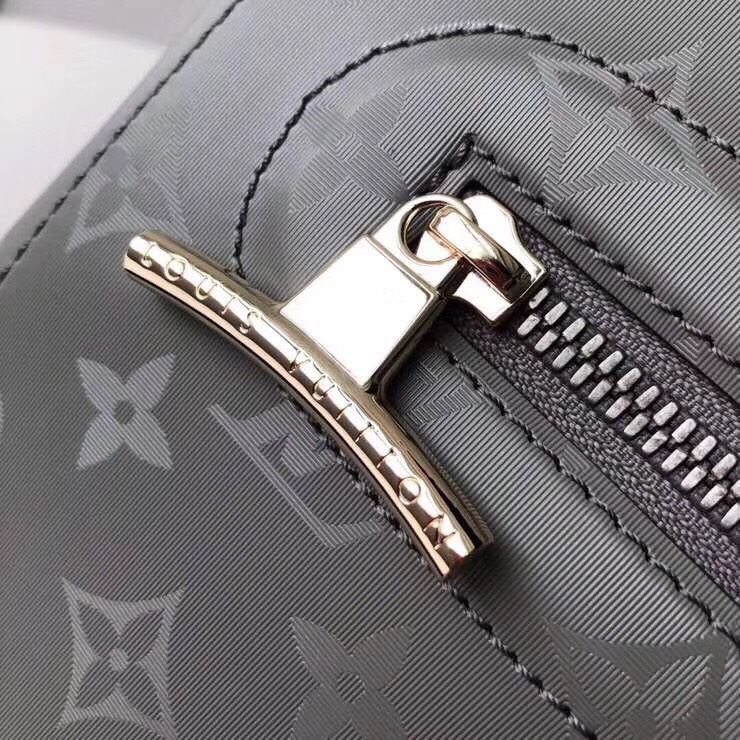 Túi xách nam Louis Vuitton siêu cấp TXSC1761 z2659934471530 10a0c33c6b4756275eb400aae92417e3 510x510 - Túi xách nam Louis Vuitton siêu cấp TXSC1761
