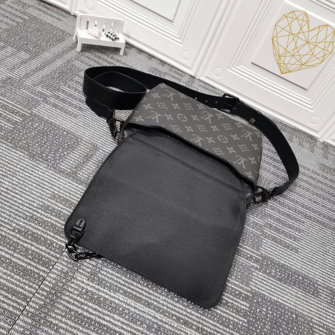 Túi xách nam Louis Vuitton siêu cấp TXSC1768 z2669024288624 83b305b28f06b264c24f9712429cda62 510x510 - Túi xách nam Louis Vuitton siêu cấp TXSC1768