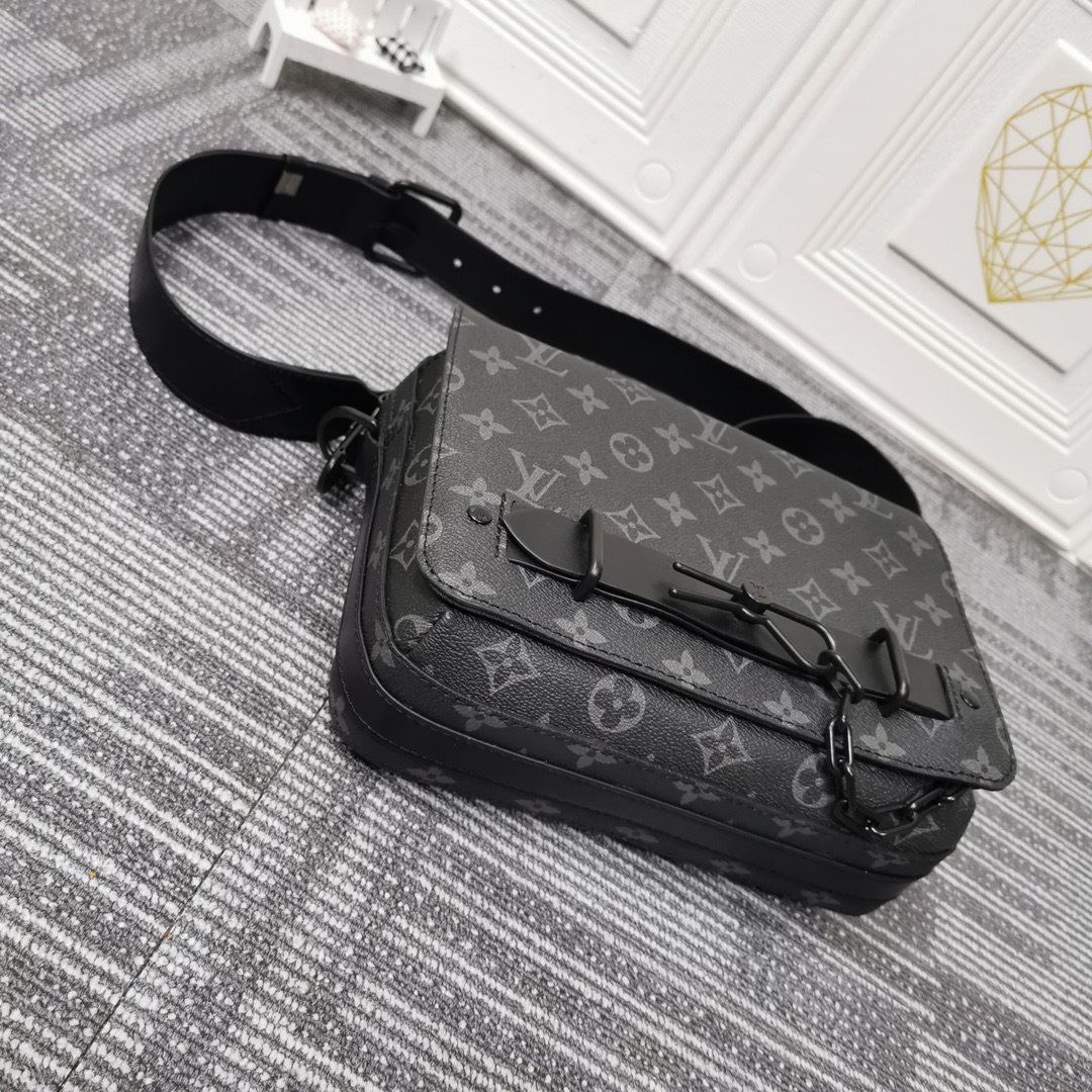 Túi xách nam Louis Vuitton siêu cấp TXSC1768 z2669024299758 5d4e60bf7d99ba1c1c6c565e6c7f3eda 510x510 - Túi xách nam Louis Vuitton siêu cấp TXSC1768