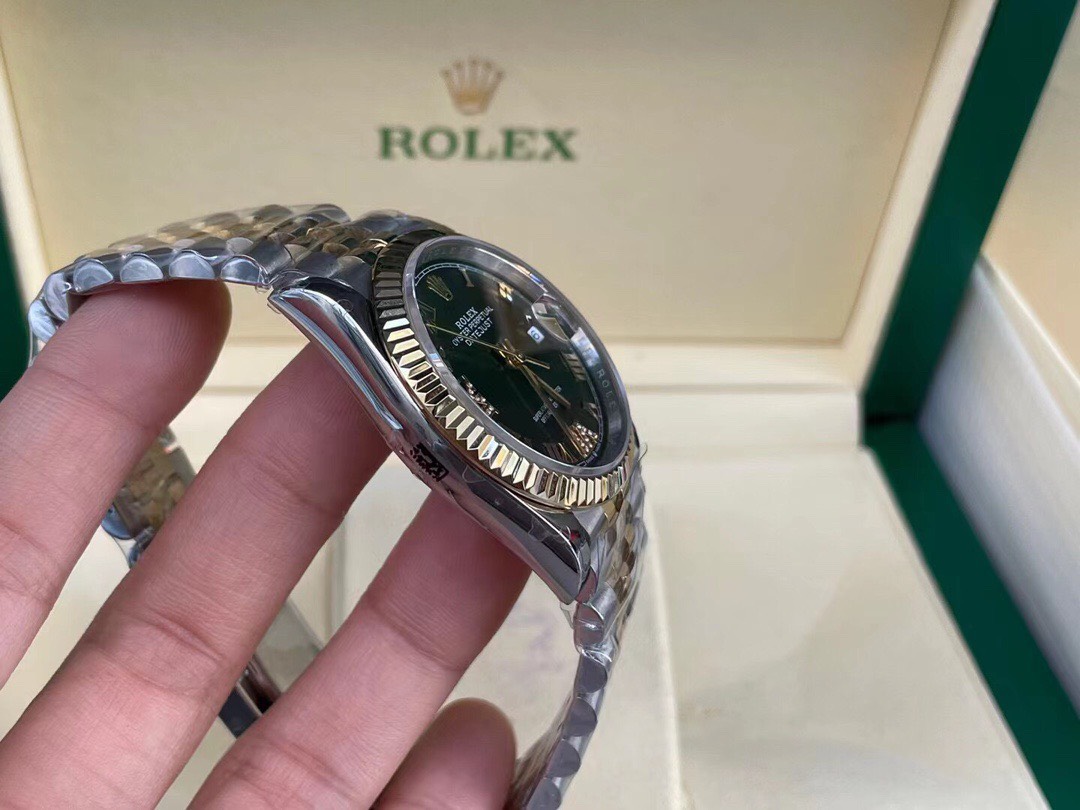 Đồng hồ Rolex Siêu Cấp DHRL1779 z2687123474443 3086ac9faf17f22e9e201be41d07cf03 510x383 - Đồng hồ Rolex Siêu Cấp DHRL1779