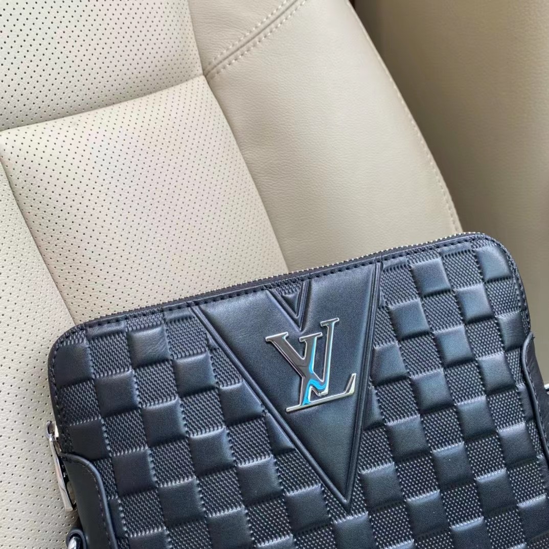 Túi xách nam Louis Vuitton siêu cấp TXSC1780 z2711236728426 ba6a6cb82406e68145422358718bfd89 510x510 - Túi xách nam Louis Vuitton siêu cấp TXSC1780