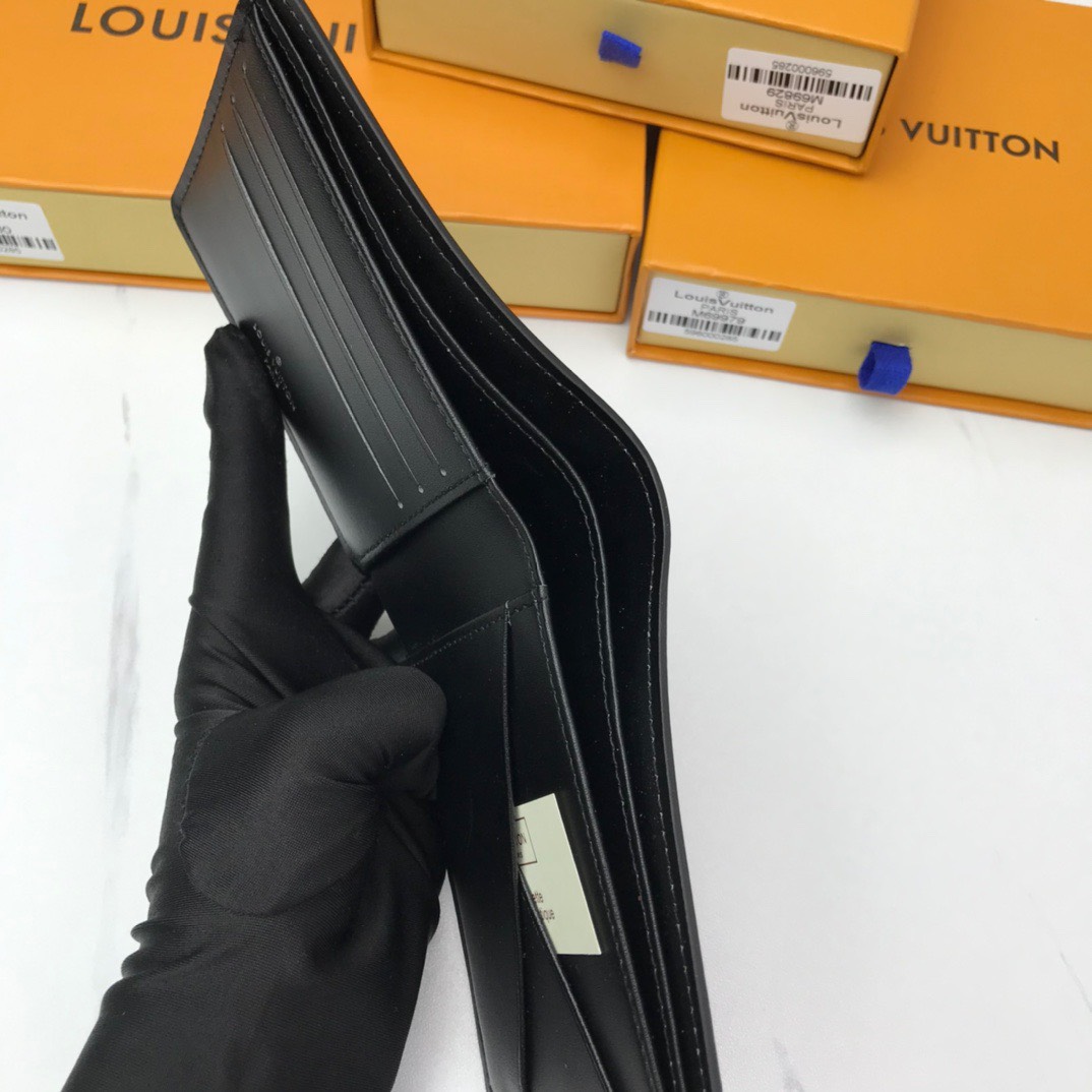 Ví nam Louis Vuitton siêu cấp VNSC1790 z2733502662069 ffbb21cee4265dca16a93f9471a37d79 510x510 - Ví nam Louis Vuitton siêu cấp VNSC1790